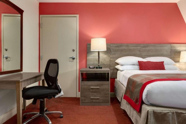 Ramada by Wyndham Oakland Downtown City Center image 14