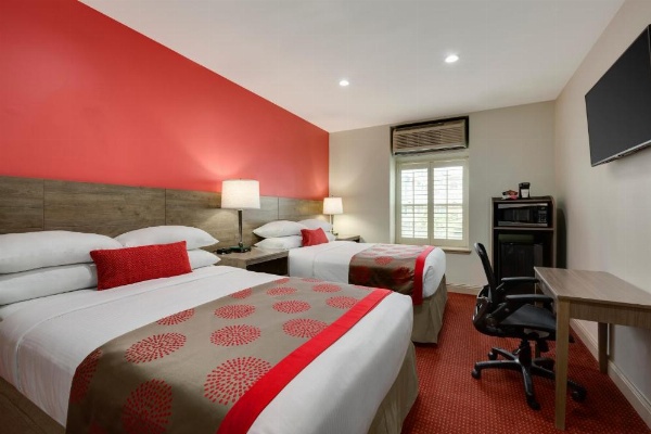Ramada by Wyndham Oakland Downtown City Center image 21