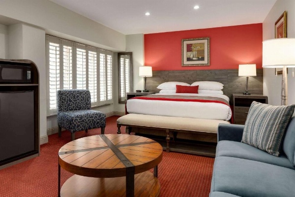 Ramada by Wyndham Oakland Downtown City Center image 28
